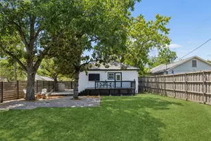 802 Turner Ave, Dallas, TX 75208 - Photo 23