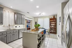 8722 Bayshore Ln, Rowlett, TX 75088 - Photo 11