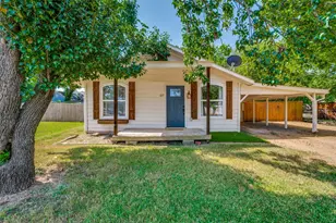 117 E Division St, Pilot Point, TX 76258 - Photo 1