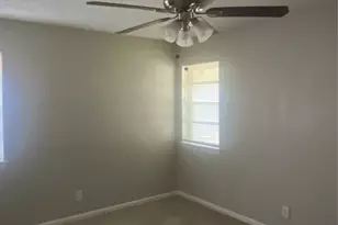 4321 Kolloch Dr, Dallas, TX 75216 - Photo 13