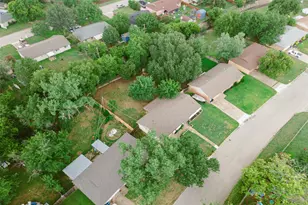 1005 Keller Ave, Benbrook, TX 76126 - Photo 27