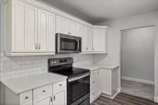 1005 Keller Ave, Benbrook, TX 76126 - Photo 7