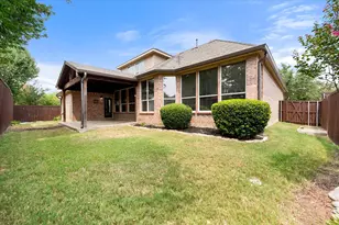 1815 Lakes Edge Blvd, Mansfield, TX 76063 - Photo 35