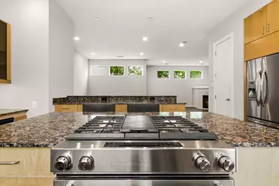 3925 Gilbert Avenue #C, Dallas, TX 75219 - Photo 17