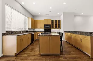 3925 Gilbert Ave, Dallas, TX 75219 - Photo 11