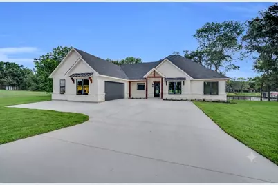 1071 Trumbull, Ferris, TX 75125 - Photo 3