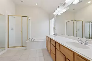2718 Serena Ct, Garland, TX 75040 - Photo 15
