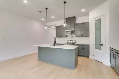 5225 Humbert Avenue, Fort Worth, TX 76107 - Photo 5