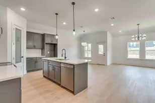 5225 Humbert Ave, Fort Worth, TX 76107 - Photo 7
