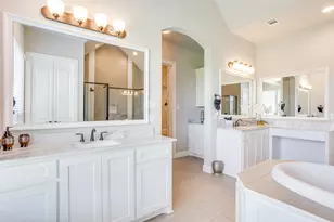 651 Bandera Dr, Waxahachie, TX 75167 - Photo 29