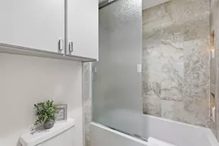 9105 Kingsley Creek Cir, Dallas, TX 75231 - Photo 31