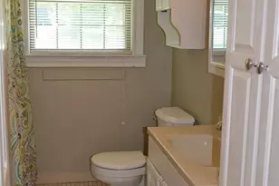709 N 43rd St, Waco, TX 76710 - Photo 11