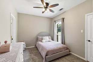 241 Rockett Ln, Pecan Hill, TX 75154 - Photo 21