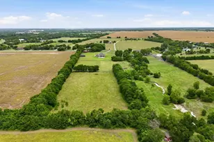 241 Rockett Ln, Pecan Hill, TX 75154 - Photo 39