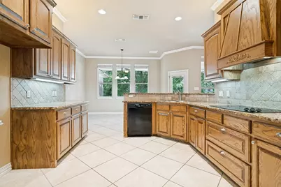 8501 Ormond Court, Granbury, TX 76049 - Photo 11