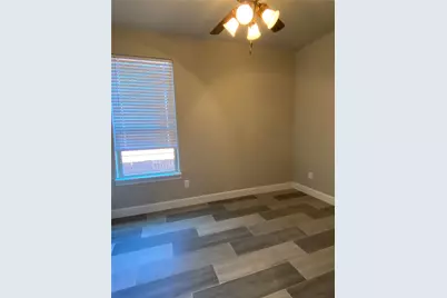 729 E Brown Street #B, Cleburne, TX 76031 - Photo 7