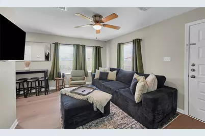 924 Gurley Lane, Waco, TX 76706 - Photo 5