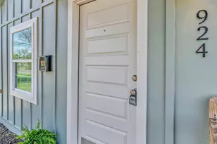924 Gurley Ln, Waco, TX 76706 - Photo 3