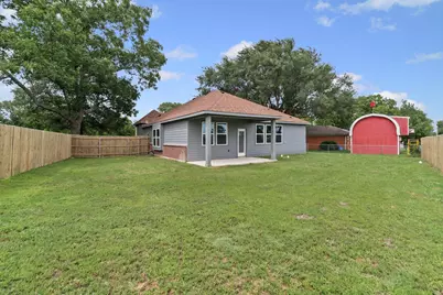 1202 Commerce Drive, Greenville, TX 75401 - Photo 23