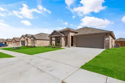 236 Asheville Street, Azle, TX 76020 - Photo 5