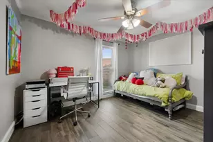 329 E Crossland Blvd, Grand Prairie, TX 75052 - Photo 17