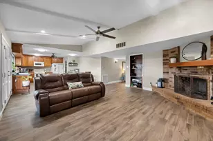 329 E Crossland Blvd, Grand Prairie, TX 75052 - Photo 5