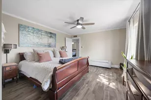329 E Crossland Blvd, Grand Prairie, TX 75052 - Photo 13