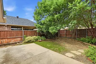 1229 Sam Dennis Dr, Lewisville, TX 75077 - Photo 31