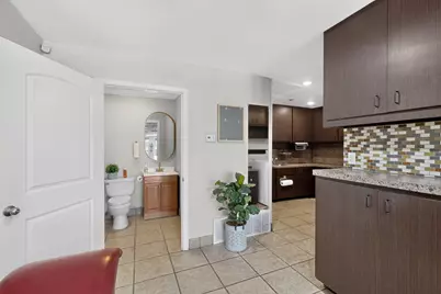 2526 Hillcrest Lane, Grand Prairie, TX 75052 - Photo 7