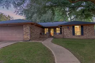 23 Haven Cir, Denison, TX 75020 - Photo 1