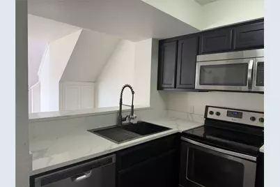 3125 Sondra Drive #201, Fort Worth, TX 76107 - Photo 11