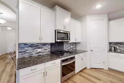6112 Whale Rock Court, Fort Worth, TX 76179 - Photo 9