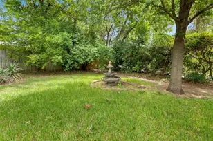 703 N Holly Ave, Sherman, TX 75092 - Photo 21