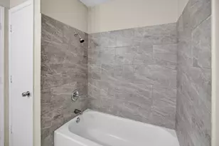 1128 Pleasant Valley Ln, Arlington, TX 76015 - Photo 17