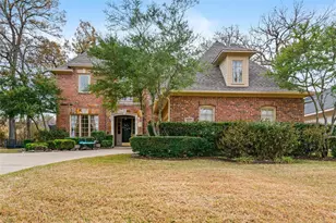 5932 Riverbend Pl, Fort Worth, TX 76112 - Photo 1