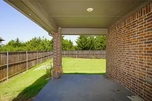 871 Philadelphia St, Fate, TX 75189 - Photo 25