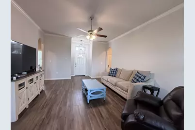 618 E Walcott Street, Pilot Point, TX 76258 - Photo 5