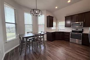 618 E Walcott St, Pilot Point, TX 76258 - Photo 7