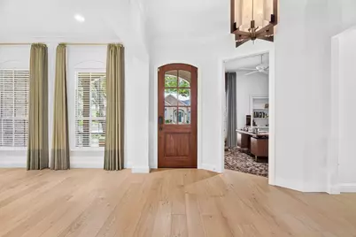 2832 Manorwood, Fort Worth, TX 76109 - Photo 5