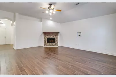 1409 Montevideo Court, Denton, TX 76210 - Photo 11