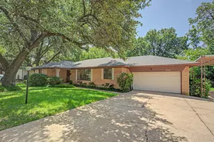 526 Nesbit Ct, Garland, TX 75041 - Photo 1