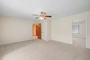 526 Nesbit Ct, Garland, TX 75041 - Photo 21