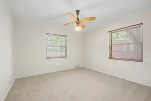 526 Nesbit Ct, Garland, TX 75041 - Photo 17