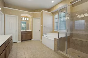 2275 Dame Laurel Ln, Lewisville, TX 75056 - Photo 13