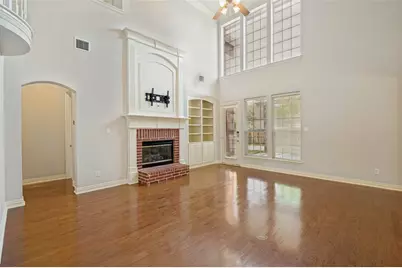 2275 Dame Laurel Lane, Lewisville, TX 75056 - Photo 11