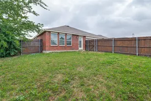 1832 Serena Dr, Lancaster, TX 75134 - Photo 19