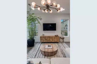 5915 Lindell Avenue #105, Dallas, TX 75206 - Photo 9