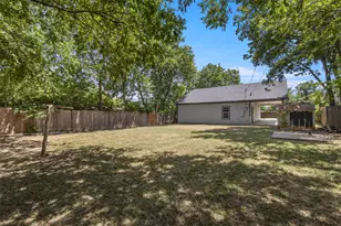 5425 Laster Rd, Fort Worth, TX 76119 - Photo 17