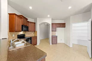 2023 Sterling Gate Dr, Heartland, TX 75126 - Photo 13