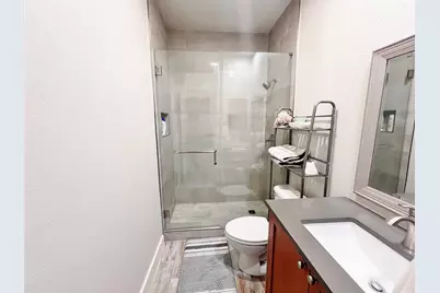 4830 Cedar Springs Road #13, Dallas, TX 75219 - Photo 17